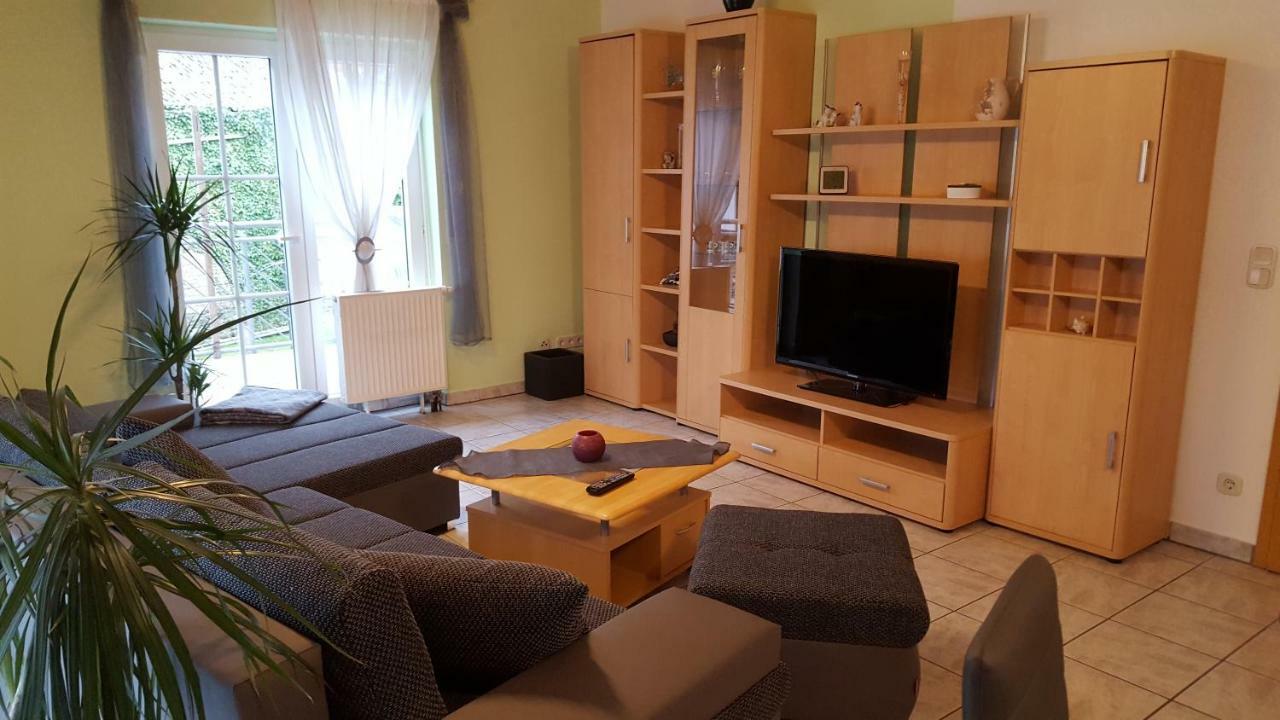ZeitRaum Mandy In Brandy Apartment Waldsolms Bagian luar foto